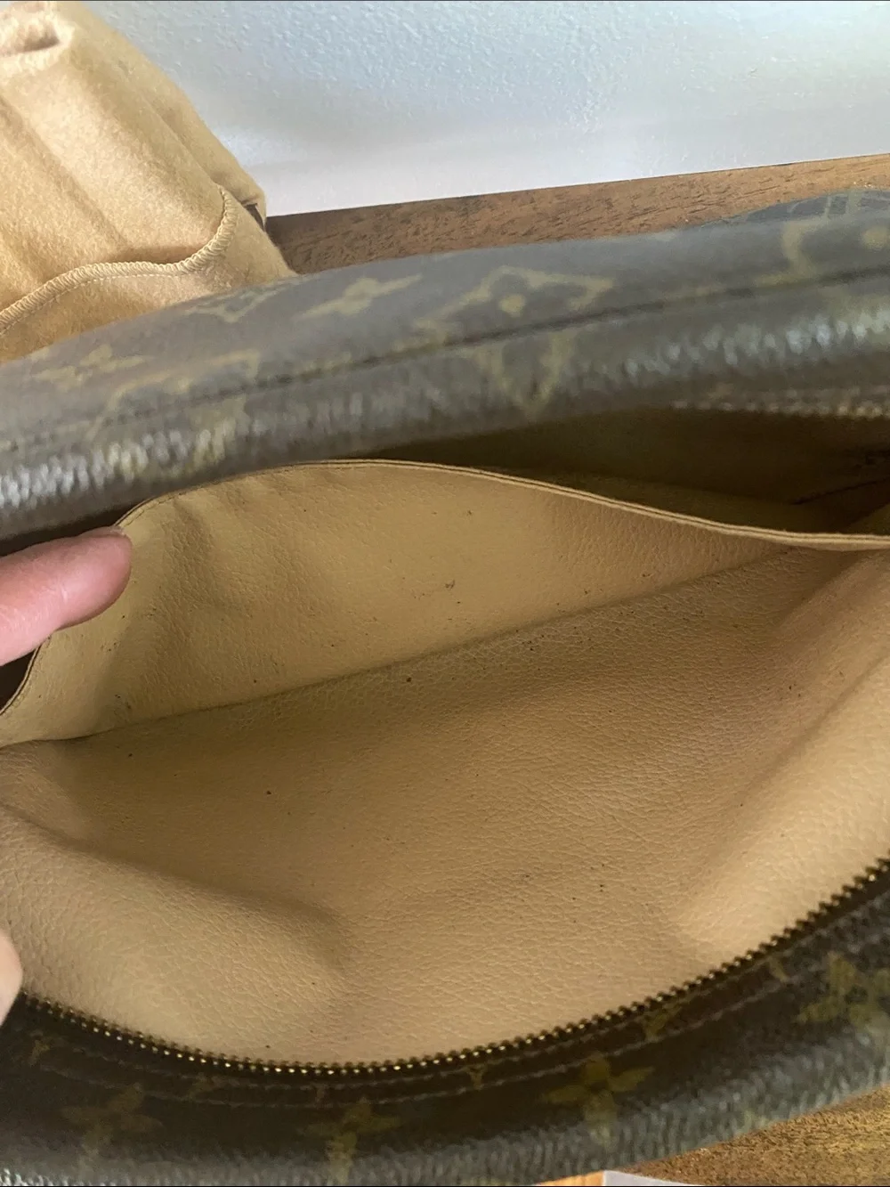 Louis Vuitton Brown Monogram Canvas 28 Toiletry Bag with Dust Bag